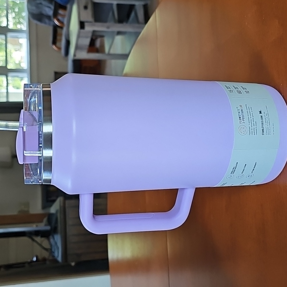 Stanley Quencher H2.0 Tumbler - Picture 4 of 6